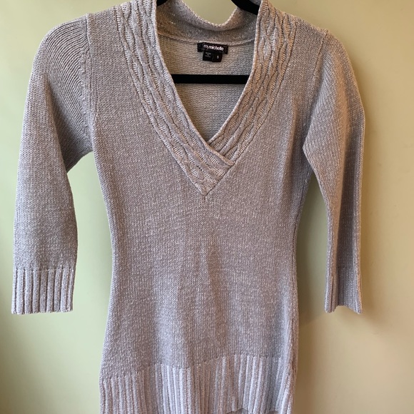 My Michelle Brand Sweater - Picture 1 of 3